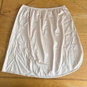 Vanity Fair Half Slip Nylon Beige Size 20" L42 Silky Skirt